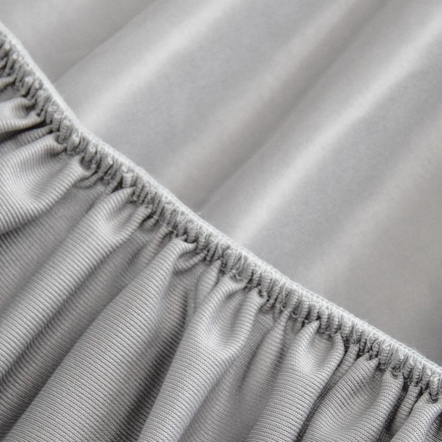Biloban Twin Fitted Sheet 2 Pack, Twin Bedding Fitted Sheets Only with Deep Pocket up to 14", Bottom Sheet, Shrinkage & Stain Resistant Bed Sheets, Wrinkle Free & Easy Care, Grey