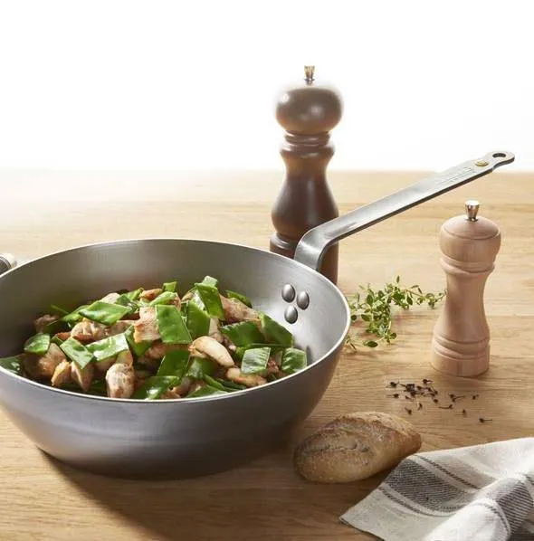 DE BUYER Mineral B Country Frypan, 9.5"/24cm
