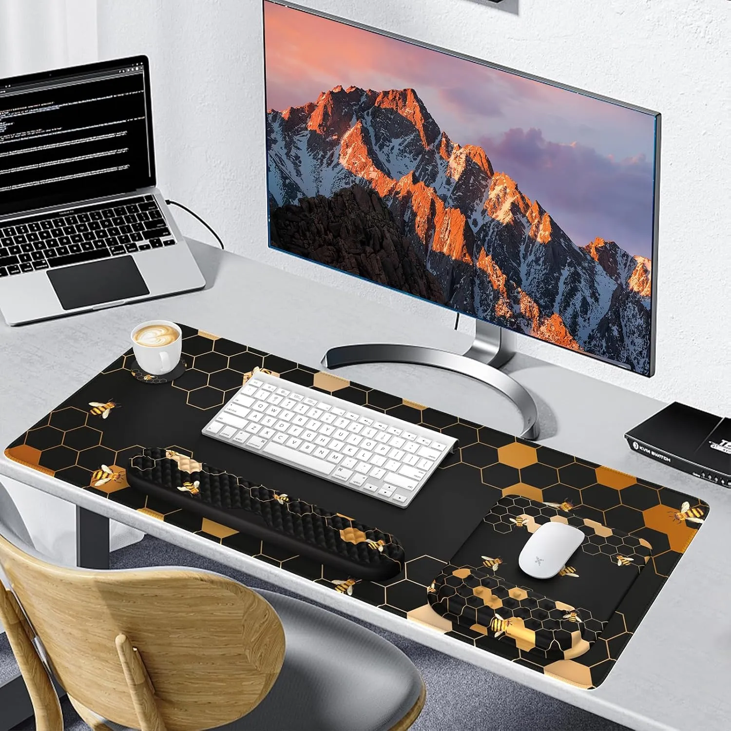 iCasso Desk Mat, 4in1 Gaming Mouse Pad with Wrist Rest, Large Computer Pad Keyboard Wrist Support Mouse Wrist Rest Coaster Set with Ergonomic Design, Non-Slip for Home Office Desk, Honeycomb