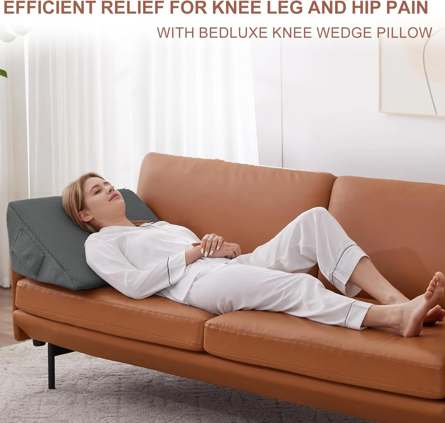 Knee Wedge Pillow, Memory Foam Leg Pillow Knee Pillow for Back Sleeping, Wedge Pillows for Legs Post Surgery, Triangle Pillow for Knee Support, Leg Elevation, Knees Hip Back Pain Relief, Black