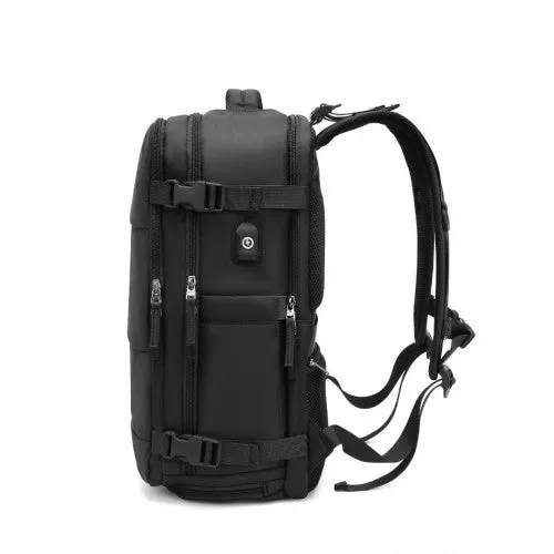 Kono Multifunctional Breathable Travel Backpack With USB Charging Port And Separate Shoe Compartment - Black
