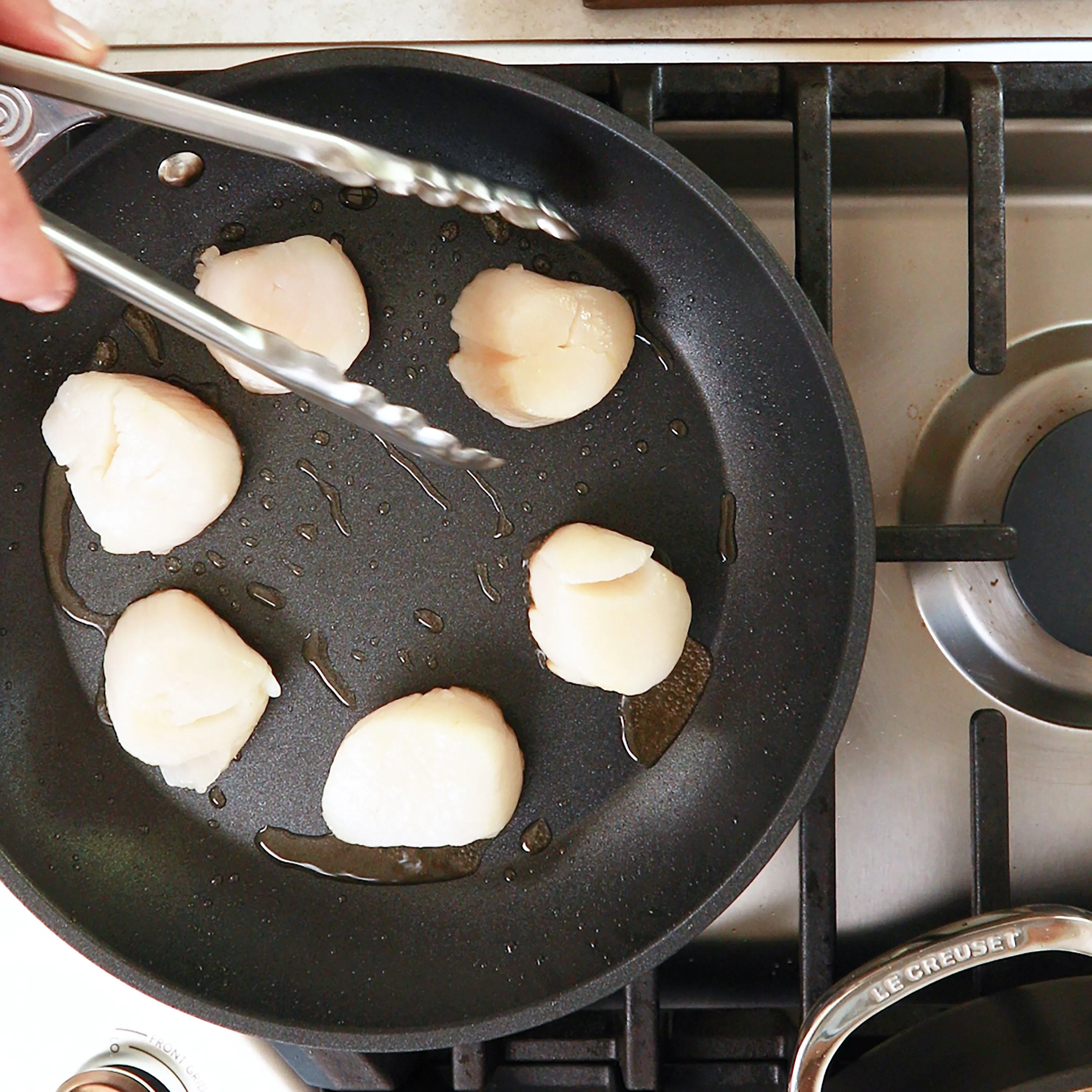 Le Creuset Toughened Nonstick Pro 10" Skillet