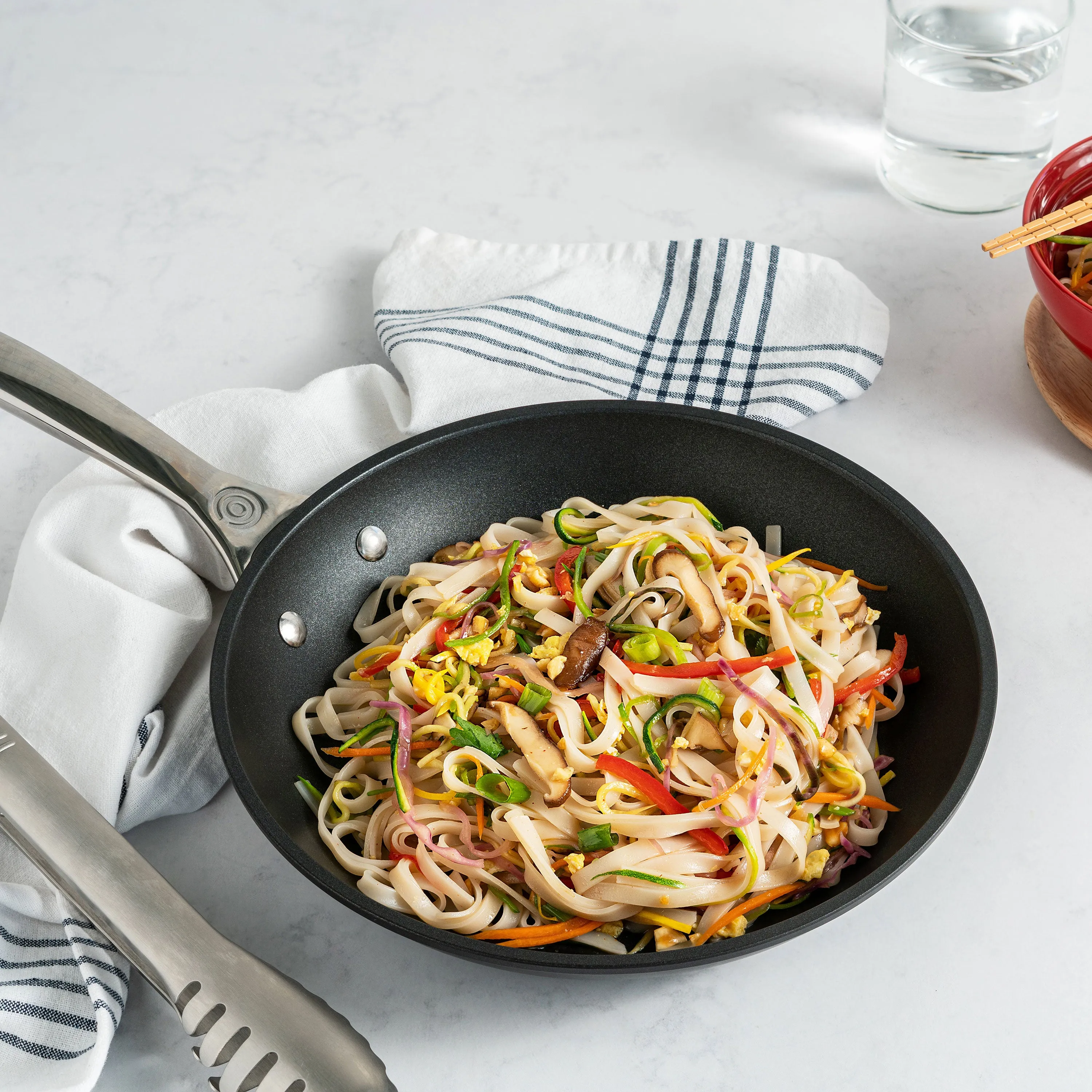 Le Creuset Toughened Nonstick Pro 10" Skillet