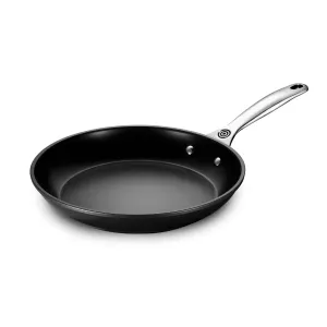 Le Creuset Toughened Nonstick Pro 10" Skillet