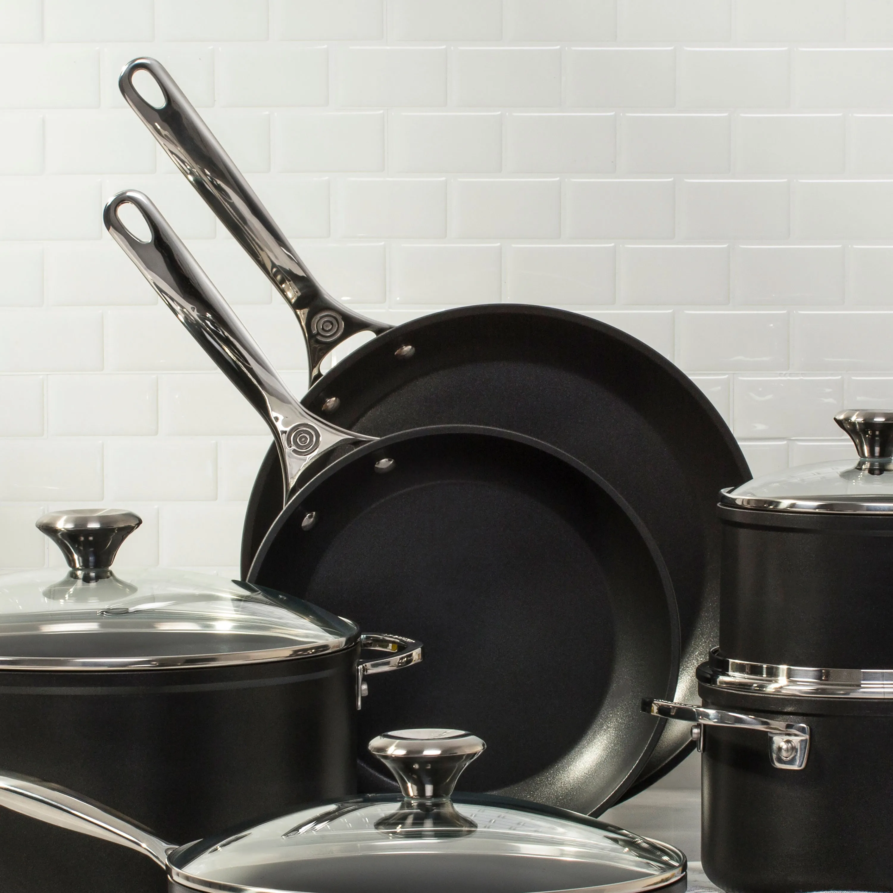 Le Creuset Toughened Nonstick Pro 9.5 & 11" Skillet Set