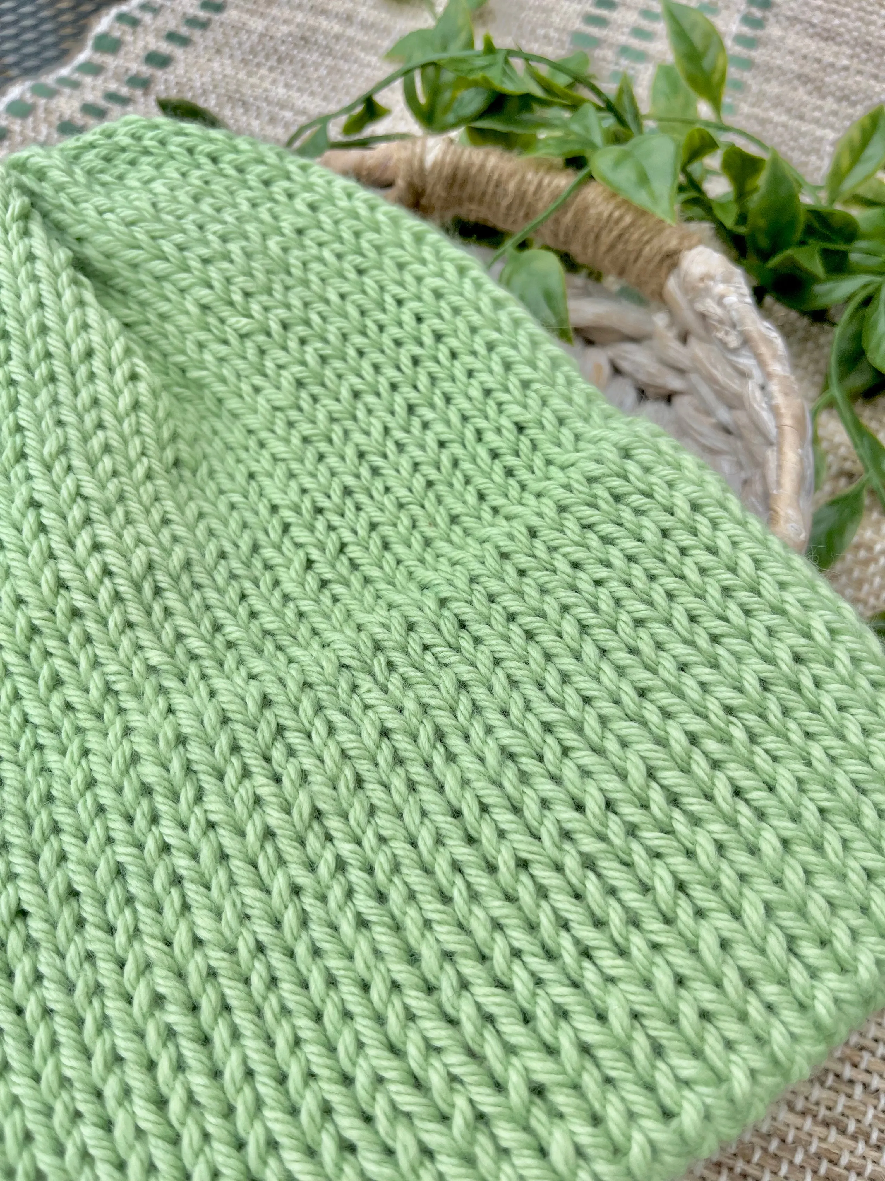Lightweight Beanie in Lime