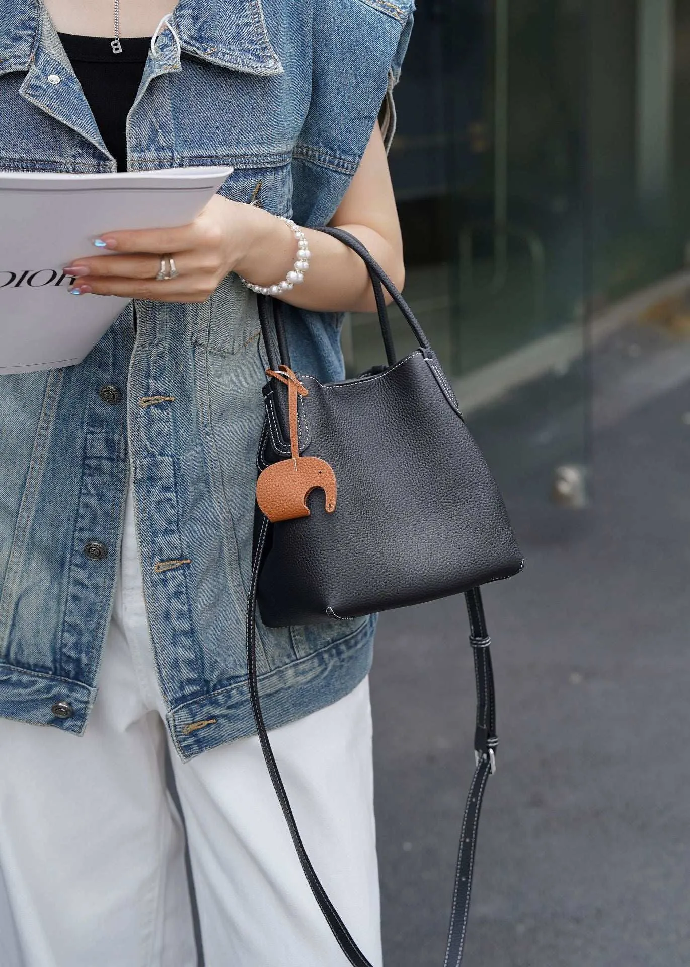 Lightweight Soft Leather Bucket Bag