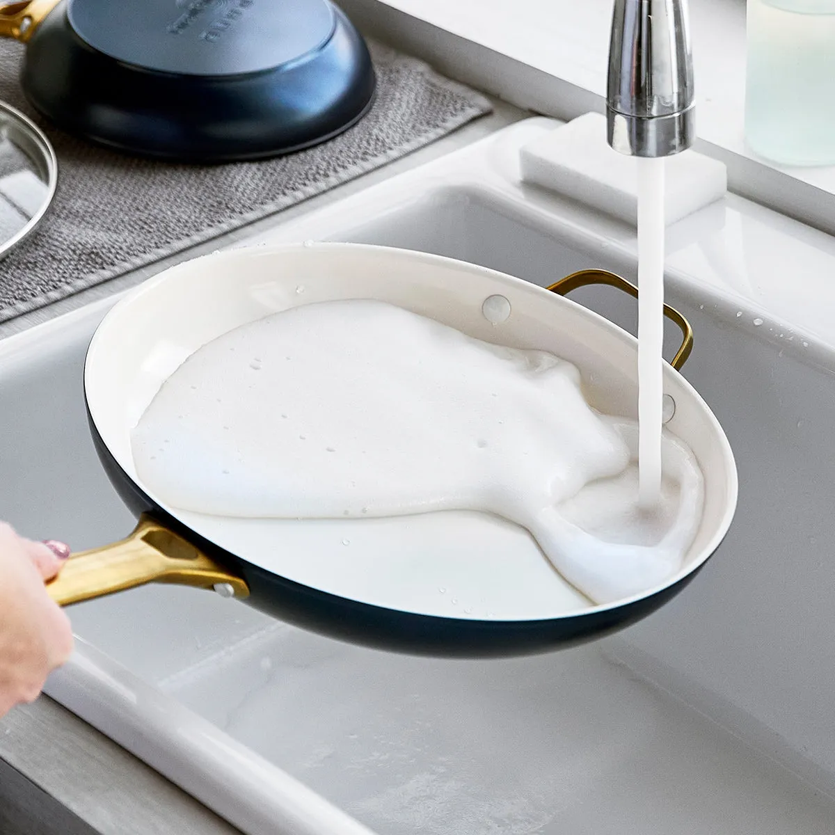 Reserve Ceramic, Nonstick Fry Pan with Lid, 12"