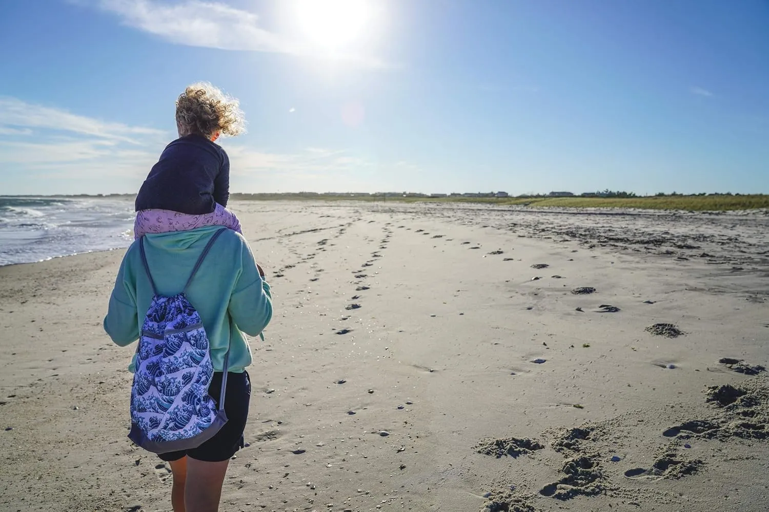Skog Å Kust GymSak | Patented 2-in-1 Drawstring Cinch Bag with Removable Waterproof Dry Bag | Waves