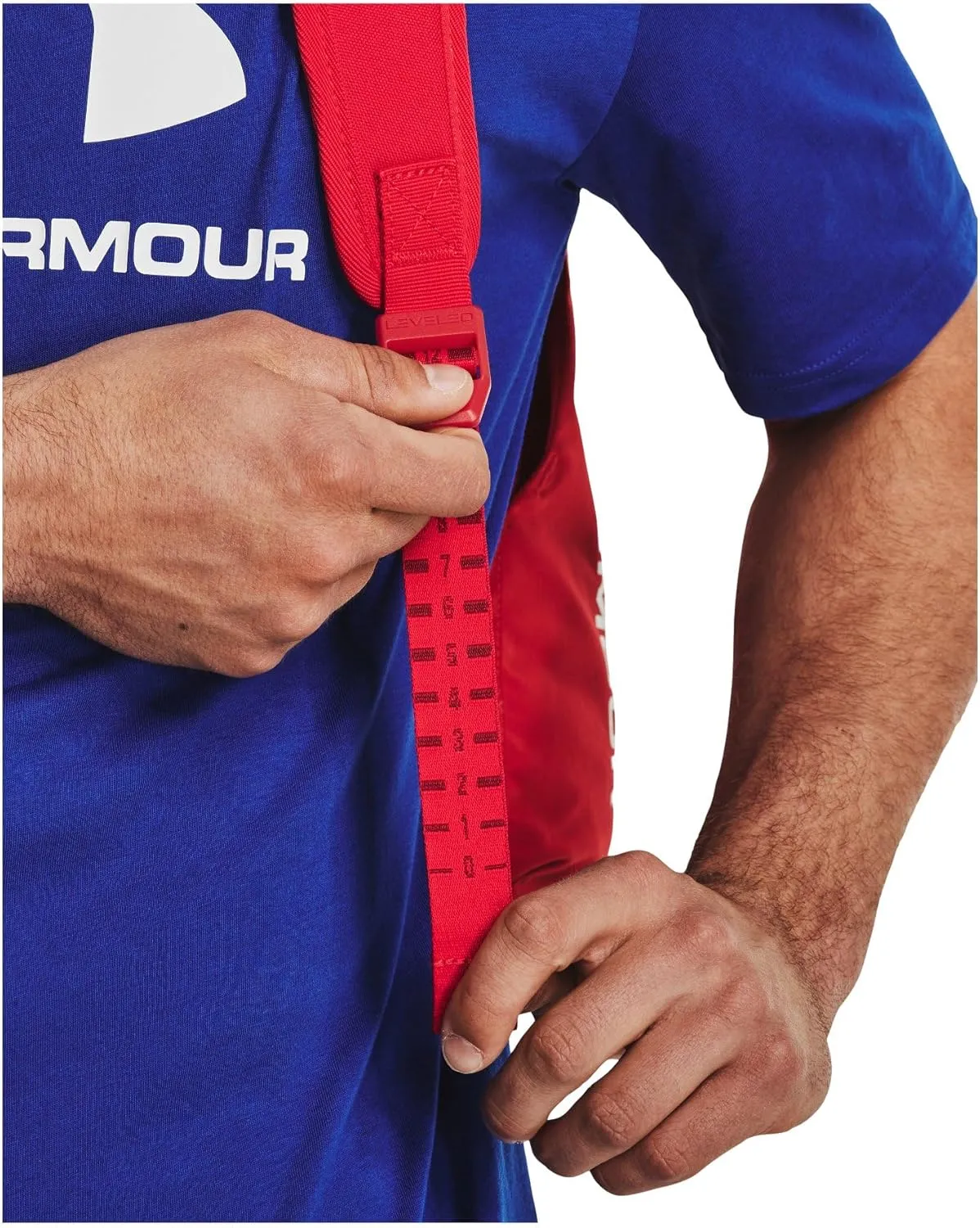 Under Armour 1378413-600-OSFM UA Contain Backpack RED OSFM
